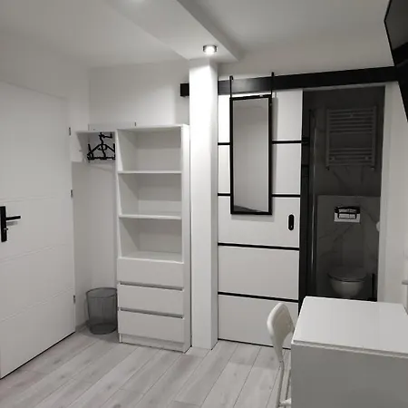 U Sylwii Przy Termach W Cieplicach Homestay Jelenia Gora